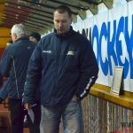 S outsiderem trápení a výhra Písku až na nájezdy