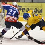 S outsiderem trápení a výhra Písku až na nájezdy