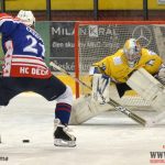 S outsiderem trápení a výhra Písku až na nájezdy