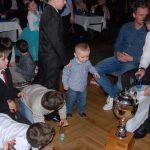 Gólman Michal Toma převzal na plese pohár pro nejlepšího hráče FC MAS Táborsko