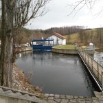 Muž, který venčil svého psa, skončil v řece. Policie našla jeho tělo