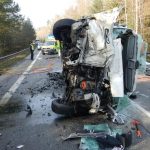 Zmařené dva lidské životy. Ranní nehoda u Nové Hlíny skončila tragicky