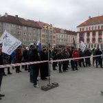 Demonstranti proti imigraci se střetli s pochodem proti xenofobii. Jen slovně