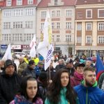 Demonstranti proti imigraci se střetli s pochodem proti xenofobii. Jen slovně