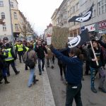 Demonstranti proti imigraci se střetli s pochodem proti xenofobii. Jen slovně