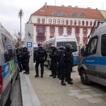 Demonstranti proti imigraci se střetli s pochodem proti xenofobii. Jen slovně