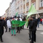 Demonstranti proti imigraci se střetli s pochodem proti xenofobii. Jen slovně