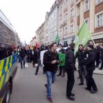 Demonstranti proti imigraci se střetli s pochodem proti xenofobii. Jen slovně