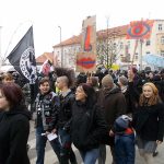 Demonstranti proti imigraci se střetli s pochodem proti xenofobii. Jen slovně