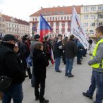Demonstranti proti imigraci se střetli s pochodem proti xenofobii. Jen slovně