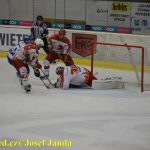 Plameny zhasly už v první třetině. Tábor vede 1:0