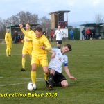 V Želči padlo osm gólů, dvě penalty a červená karta. Výhru odvezlo Veselí – přidali jsme fotky
