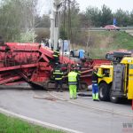 Převrácený stroj blokoval výjezd z Písku