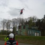 Letecká záchranná služba cvičila záchranu člověka z obtížně dostupných míst