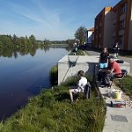 Mladí rybáři chytají na Lužnici. Nepočítají se kusy, ale centimetry