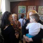 Plánskou obřadní síň zaplnily obrazy dospělých žáků Teodora Buzu