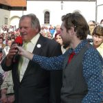 Ve Strakonicích dostal prezident fez a pivo