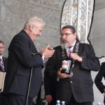 Ve Strakonicích dostal prezident fez a pivo