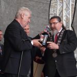 Ve Strakonicích dostal prezident fez a pivo