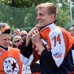 Slavnostní otevření plastového hřiště bylo oslavou lidského porozumění a sportu
