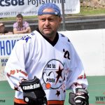 Slavnostní otevření plastového hřiště bylo oslavou lidského porozumění a sportu