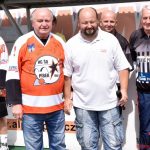 Slavnostní otevření plastového hřiště bylo oslavou lidského porozumění a sportu