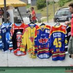 Slavnostní otevření plastového hřiště bylo oslavou lidského porozumění a sportu