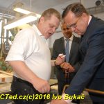 Ministr Mládek chtěl vidět světově úspěšný tým Brisku