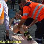 Lampová se složila a skončila v péči záchranářů