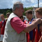 Poříčští žáci oslavili prvenství koupelí v hasičské nádrži