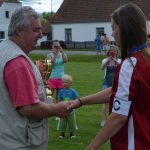 Poříčští žáci oslavili prvenství koupelí v hasičské nádrži