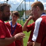 Poříčští žáci oslavili prvenství koupelí v hasičské nádrži