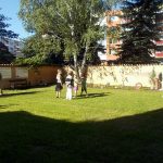 Farská zahrada v Plané ožila výstavou keramiky