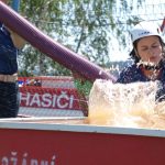 Na Jihočeské hasičské lize v Krči padaly rekordy, praskaly hadice a kvůli dobrému jídlu se přehřála mašina