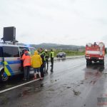 Děti z převráceného autobusu byly rozvezeny do čtyř nemocnic
