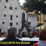 Na mole módní show byli vítězové světové soutěže krásy neslyšících
