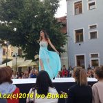 Na mole módní show byli vítězové světové soutěže krásy neslyšících