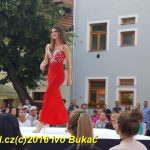 Na mole módní show byli vítězové světové soutěže krásy neslyšících