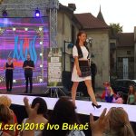 Na mole módní show byli vítězové světové soutěže krásy neslyšících