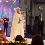 Na mole módní show byli vítězové světové soutěže krásy neslyšících