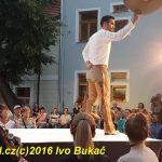 Na mole módní show byli vítězové světové soutěže krásy neslyšících