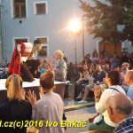 Na mole módní show byli vítězové světové soutěže krásy neslyšících