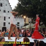 Na mole módní show byli vítězové světové soutěže krásy neslyšících