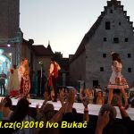 Na mole módní show byli vítězové světové soutěže krásy neslyšících