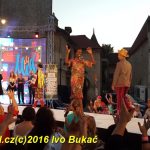 Na mole módní show byli vítězové světové soutěže krásy neslyšících
