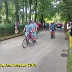 Bechyni po roce opět ovládly koloběžky