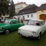 Do Chýnova se na první sraz sjela stovka historických vozidel
