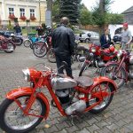 Do Chýnova se na první sraz sjela stovka historických vozidel