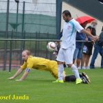 Chaos a strach v Dražicích! Příznivci Bernartic házeli po rozhodčím pivo a děsili malé děti
