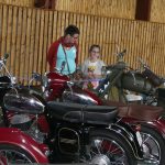 V tělocvičně lze obdivovat naleštěné historické motocykly